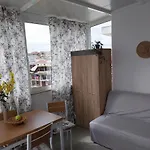 Azuro Sozopol