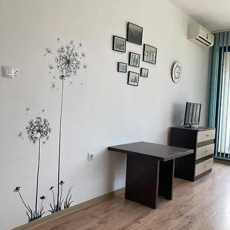 Apartment Azuro Sosopol