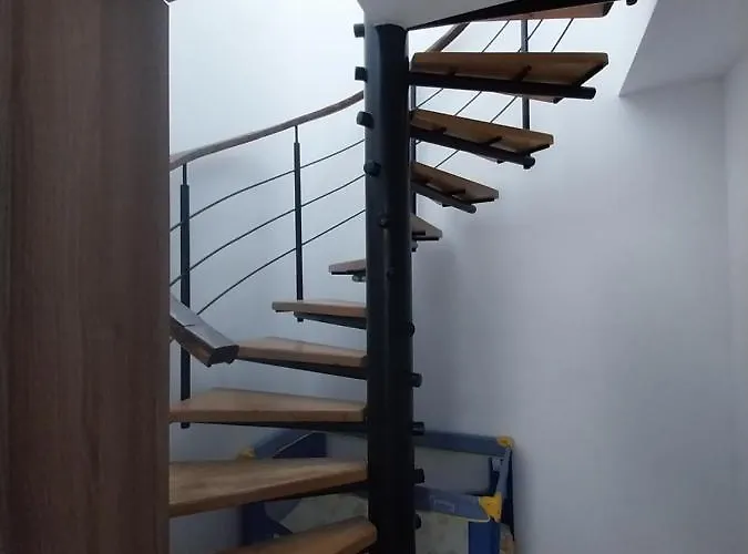 Azuro * סוזופול